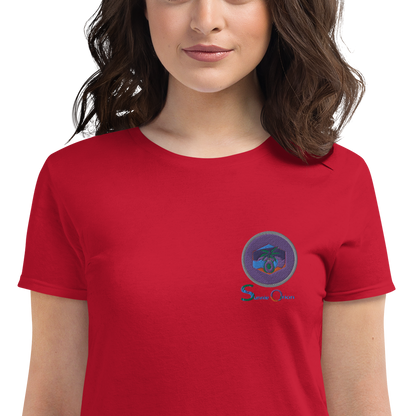 Women's short sleeve t-shirt